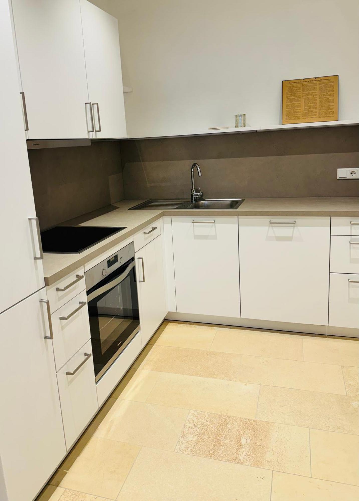 Tittmoning Greenhouse Apartment Am Stadtplatz מראה חיצוני תמונה